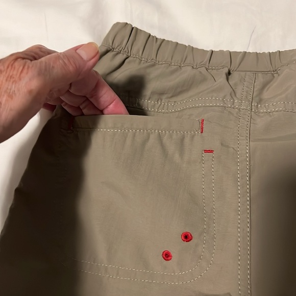 NWOT MEC nylon shorts, size 7 - Picture 7 of 7